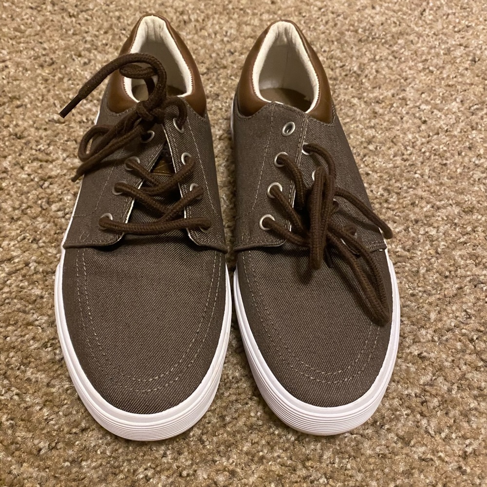 ST JOHNS BAY BROWN LEATHER DENIM BRYCE SNEAKERS